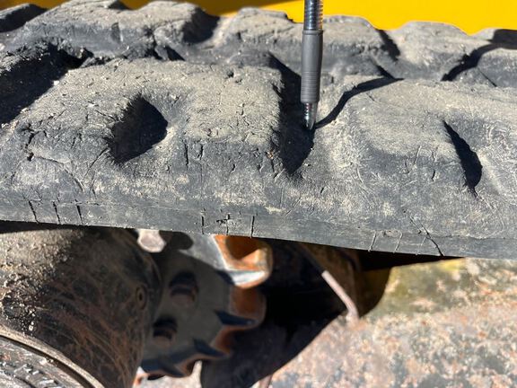 2015 John Deere 319E