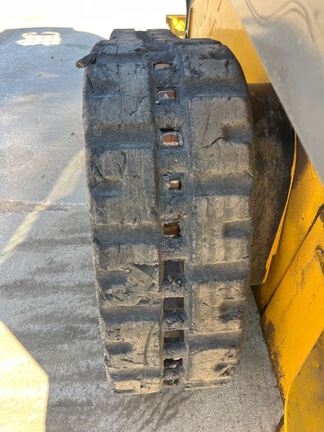 2015 John Deere 319E