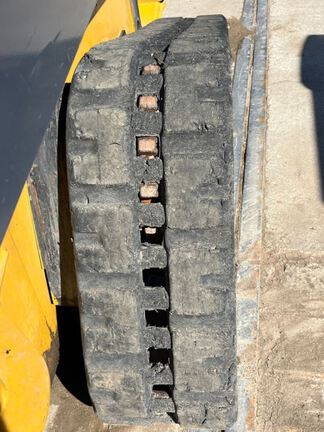 2015 John Deere 319E