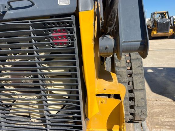 2015 John Deere 319E