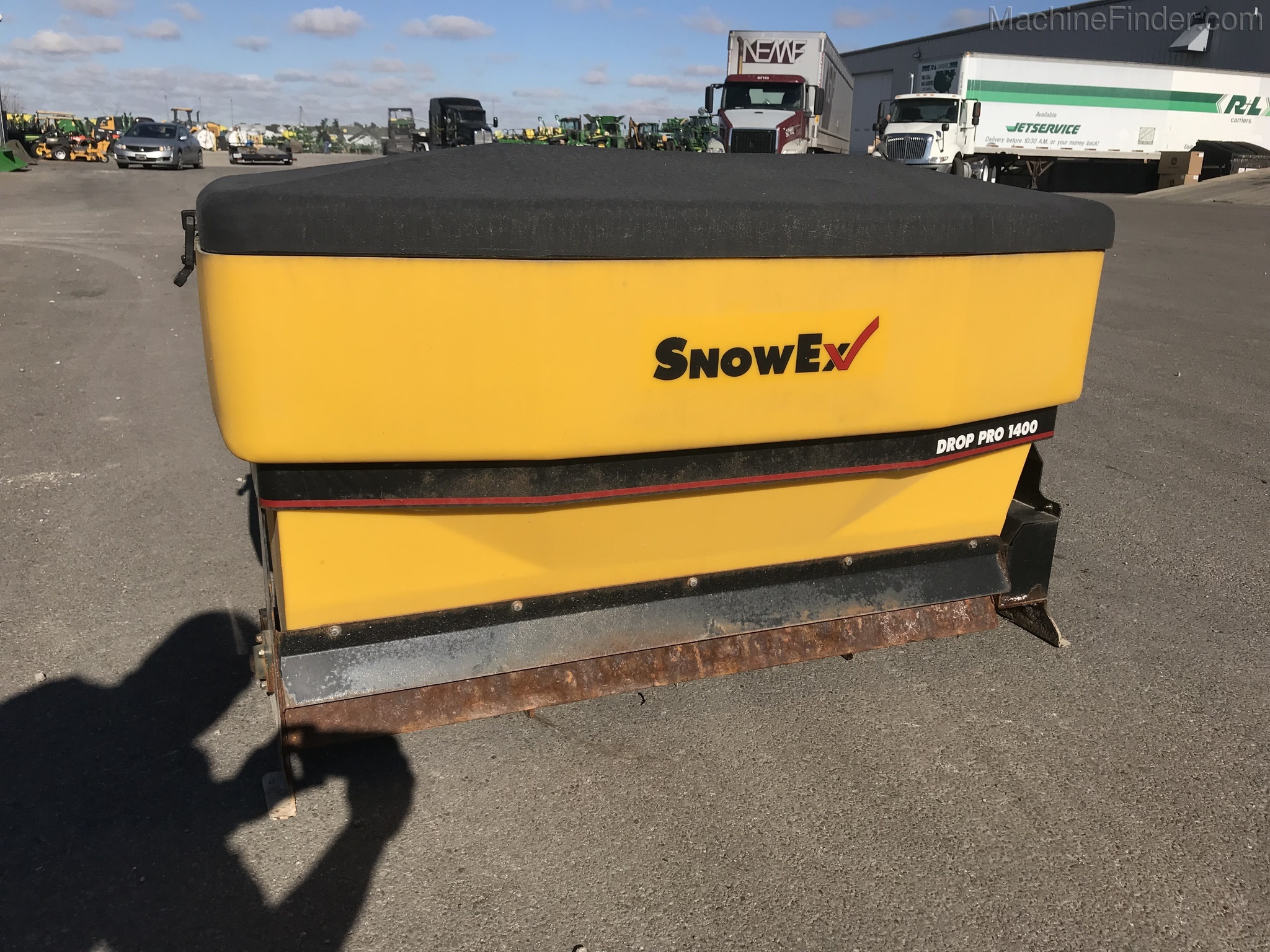 2014 Snow Ex SD1400 Image 2
