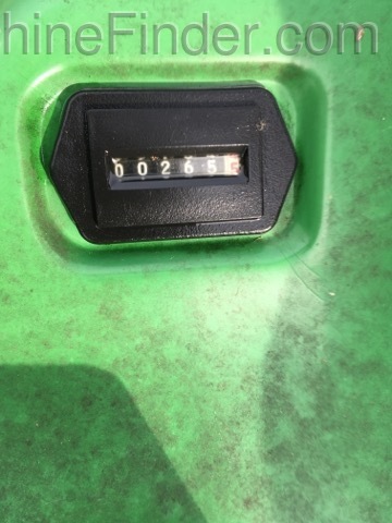 1998 John Deere F620 Image 3