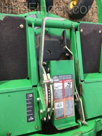 1998 John Deere F620 Image 5