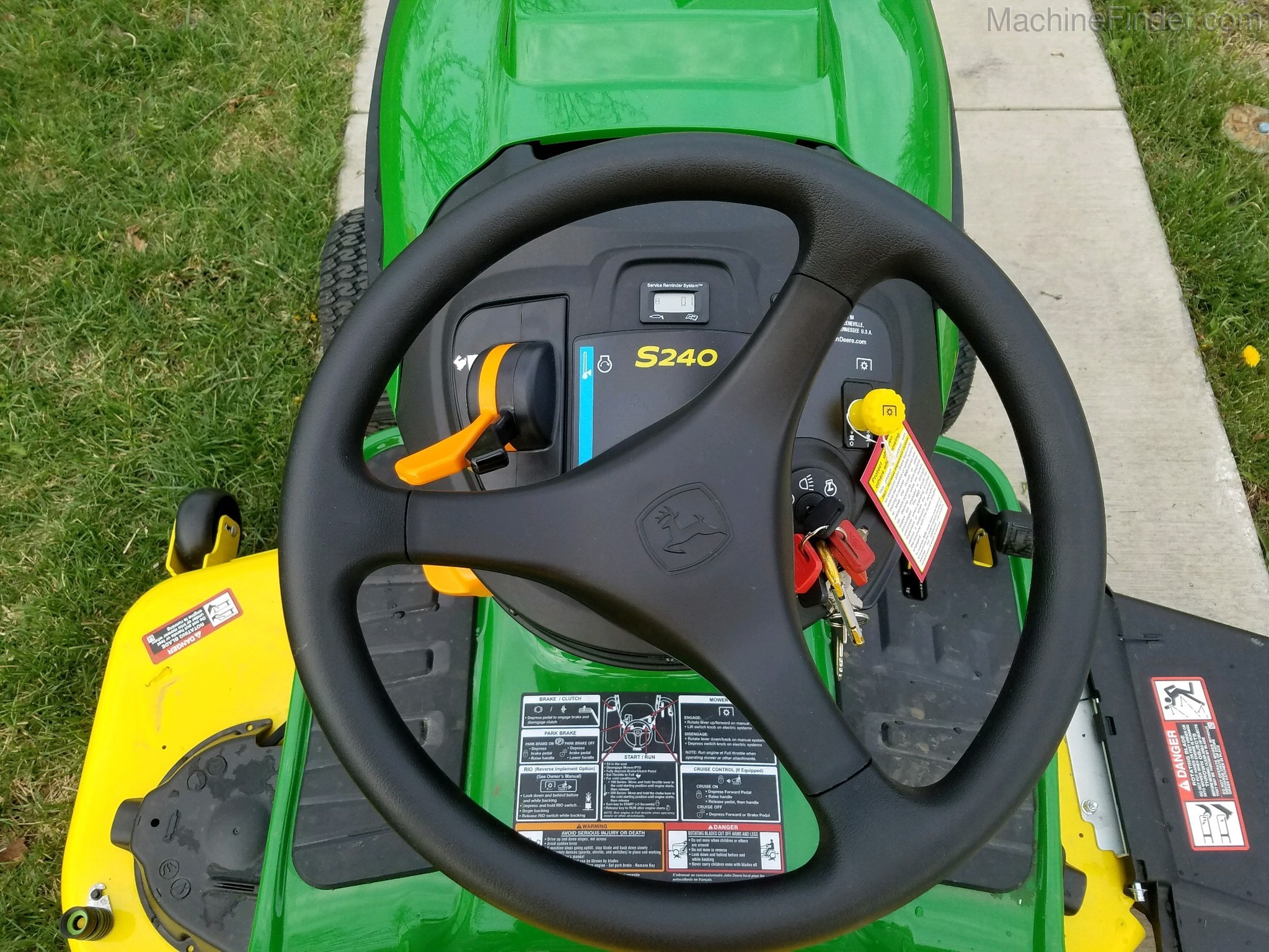 2019 John Deere S240 Image 5
