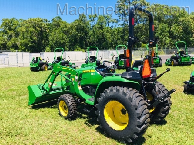 2020 John Deere 3032E Image 2
