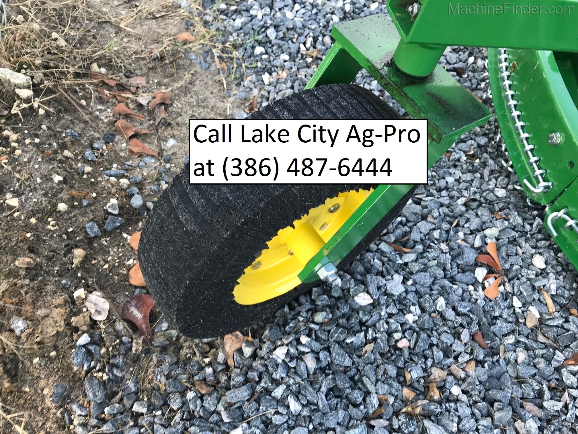 2020 John Deere MX5 Image 3