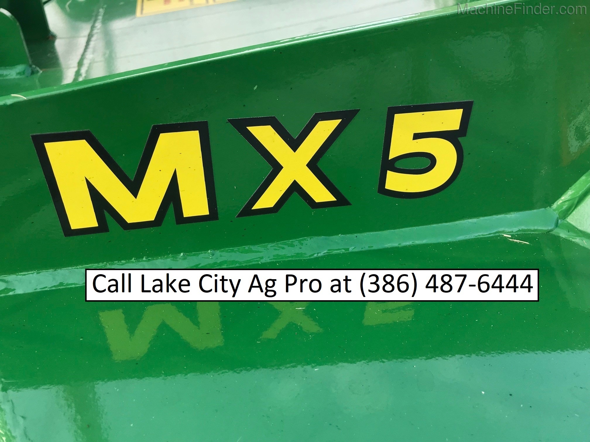 2020 John Deere MX5 Image 5