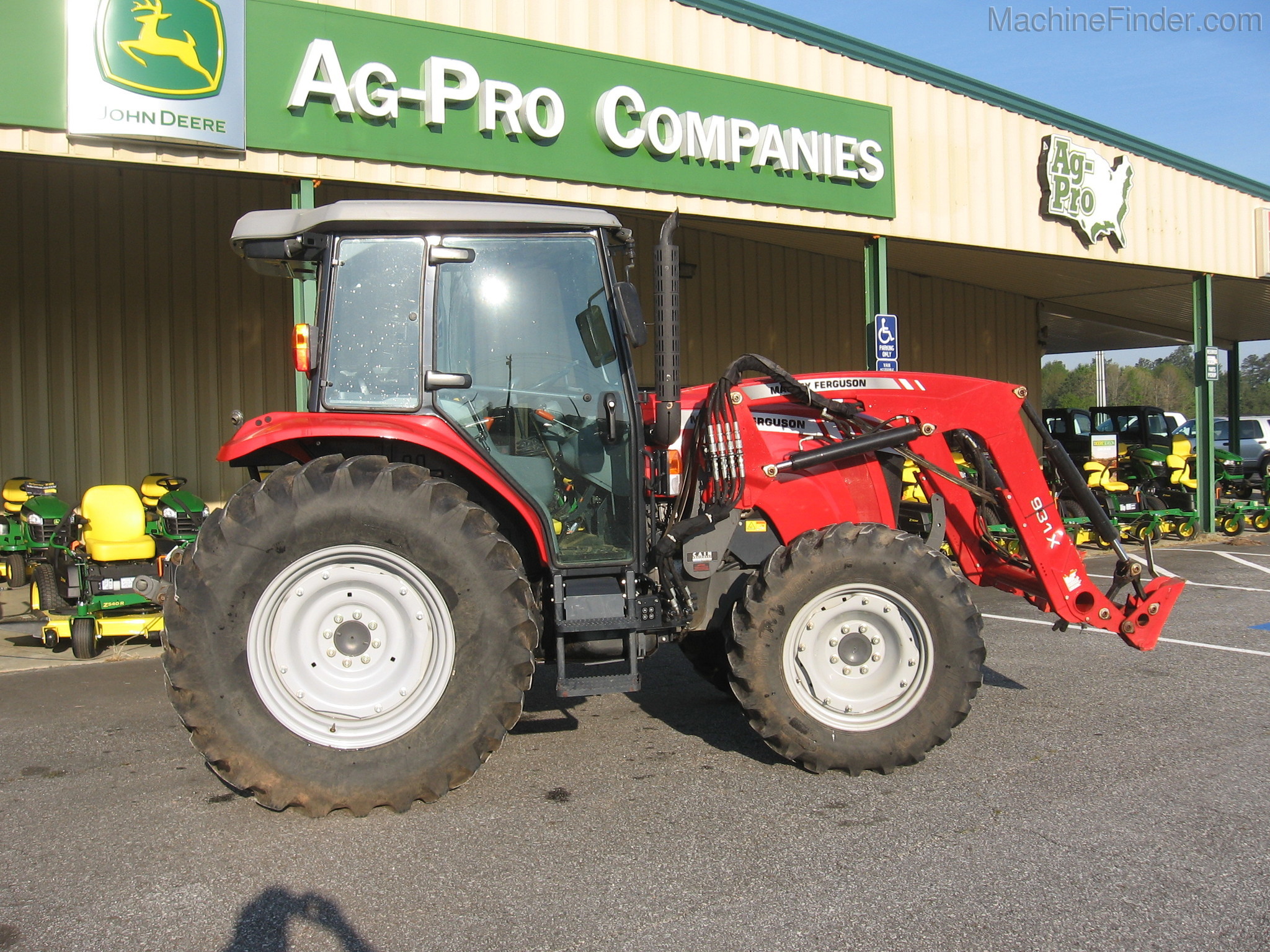 2015 Massey Ferguson 4610 Image 3