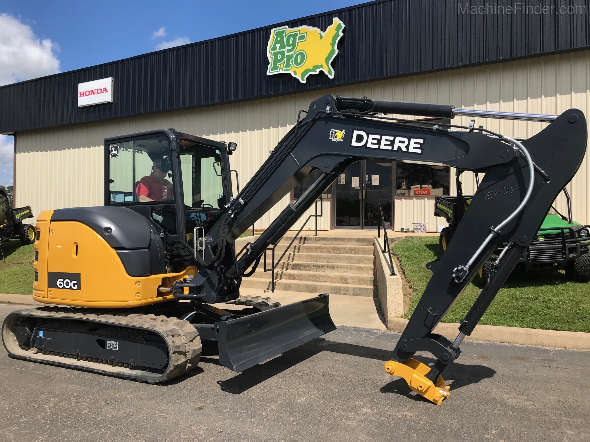 2021 John Deere 60G Image 1