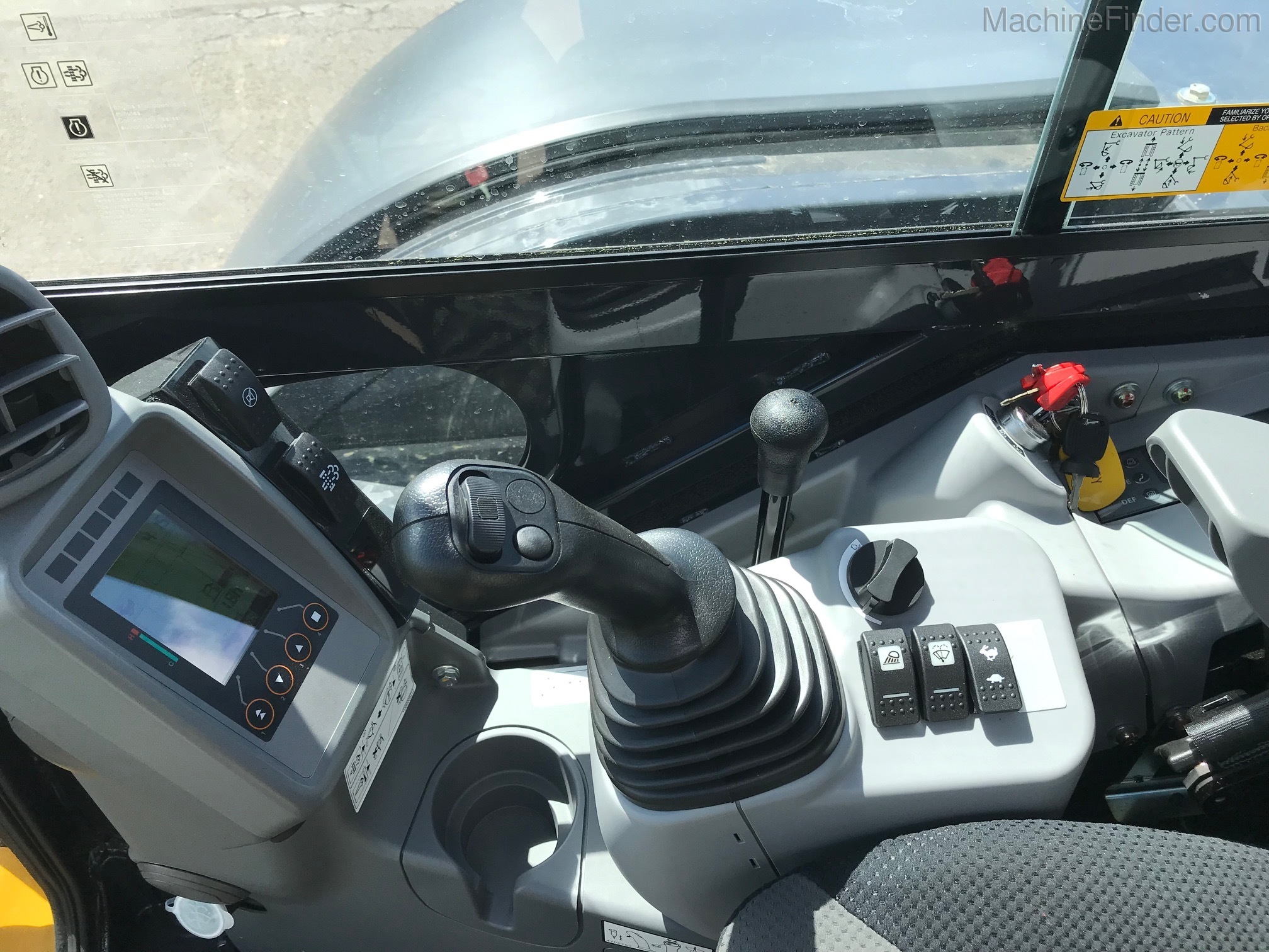 2021 John Deere 60G Image 12