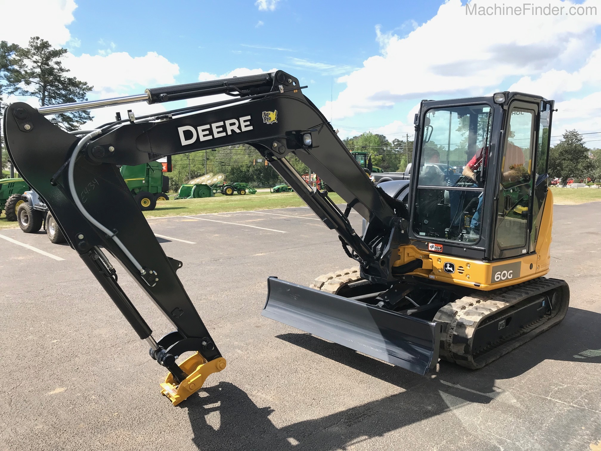 2021 John Deere 60G Image 7