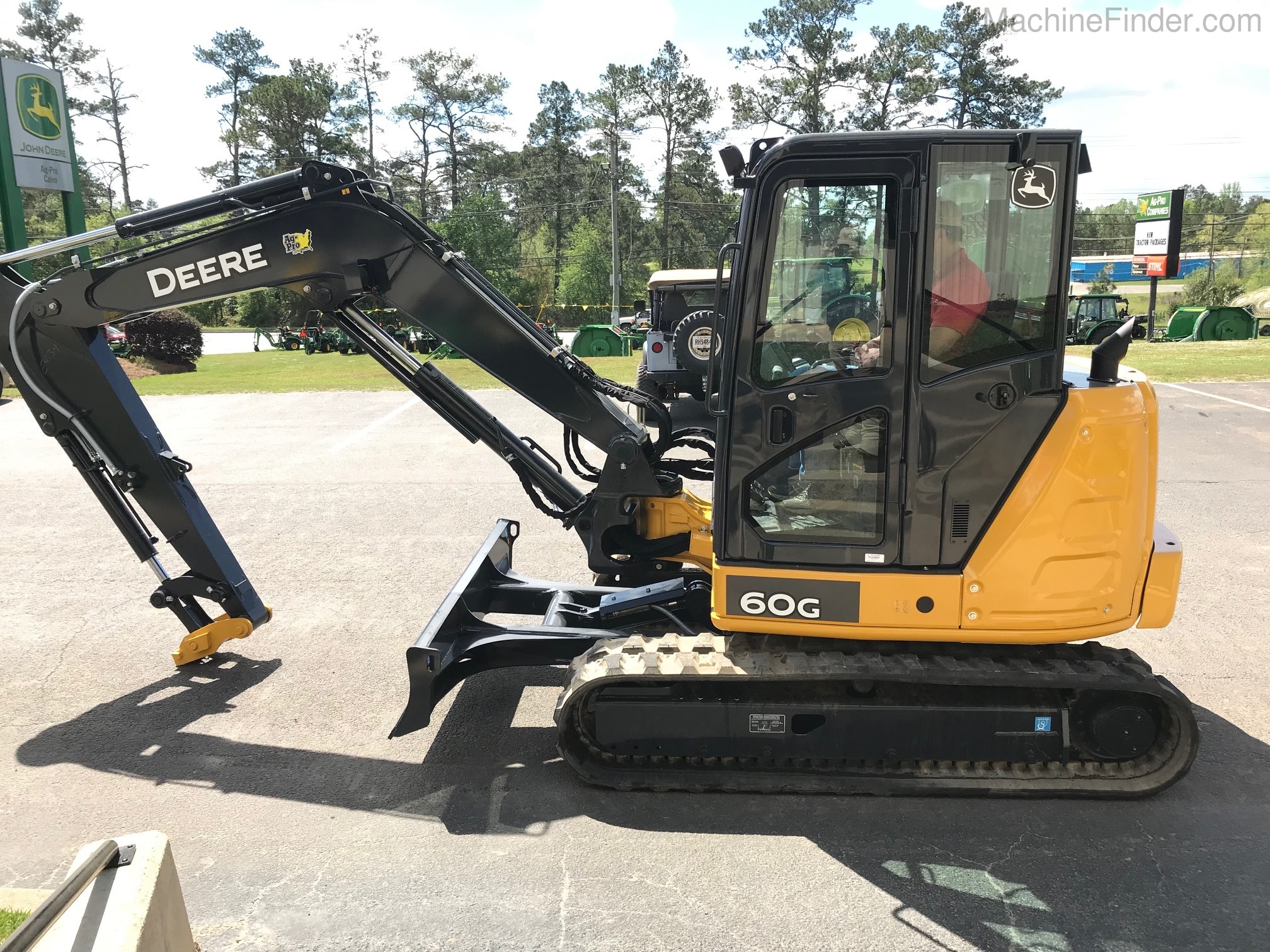 2021 John Deere 60G Image 6