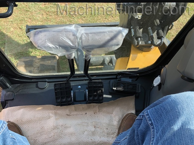 2020 John Deere 50G Image 11