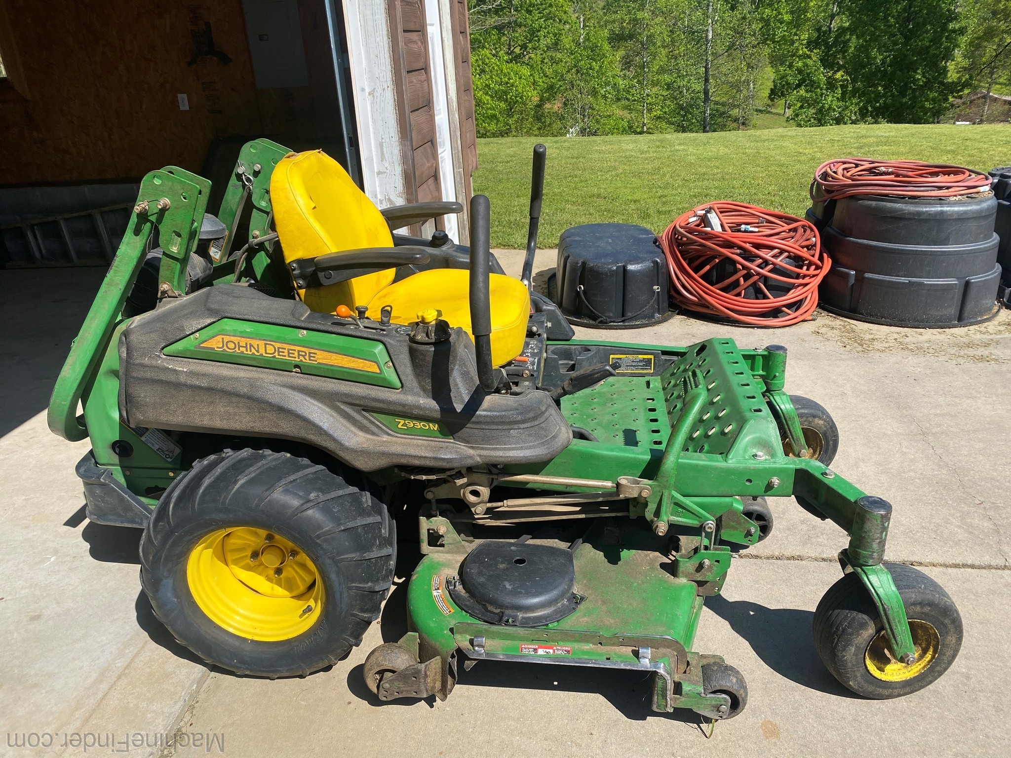 2013 John Deere Z930M Image 3