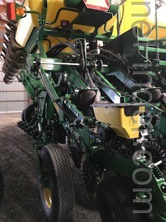 2015 John Deere 1795 Image 16