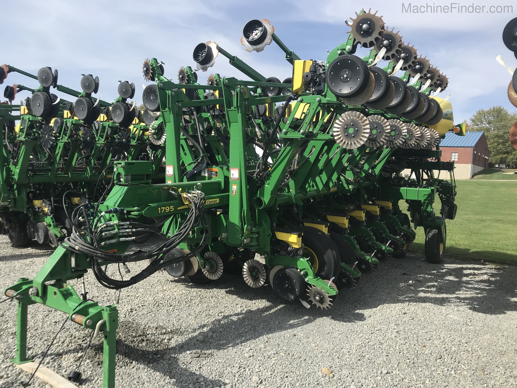 2015 John Deere 1795 Image 2