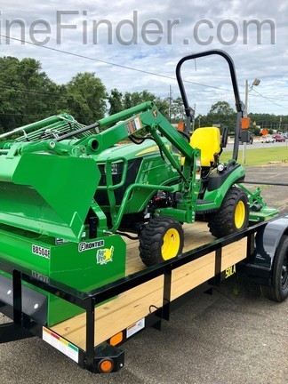 2020 John Deere 1025R Image 6