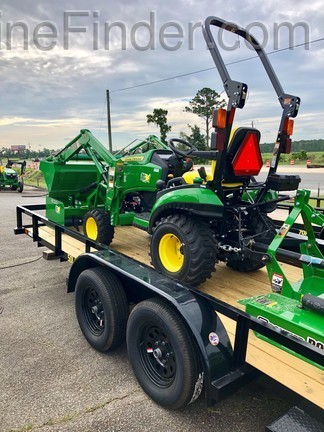 2020 John Deere 1025R Image 2