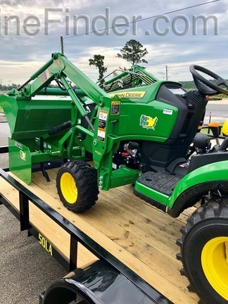 2020 John Deere 1025R Image 5