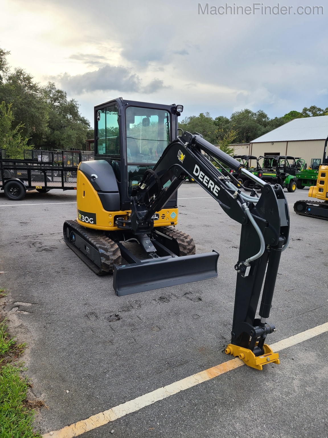 2020 John Deere 30G Image 3