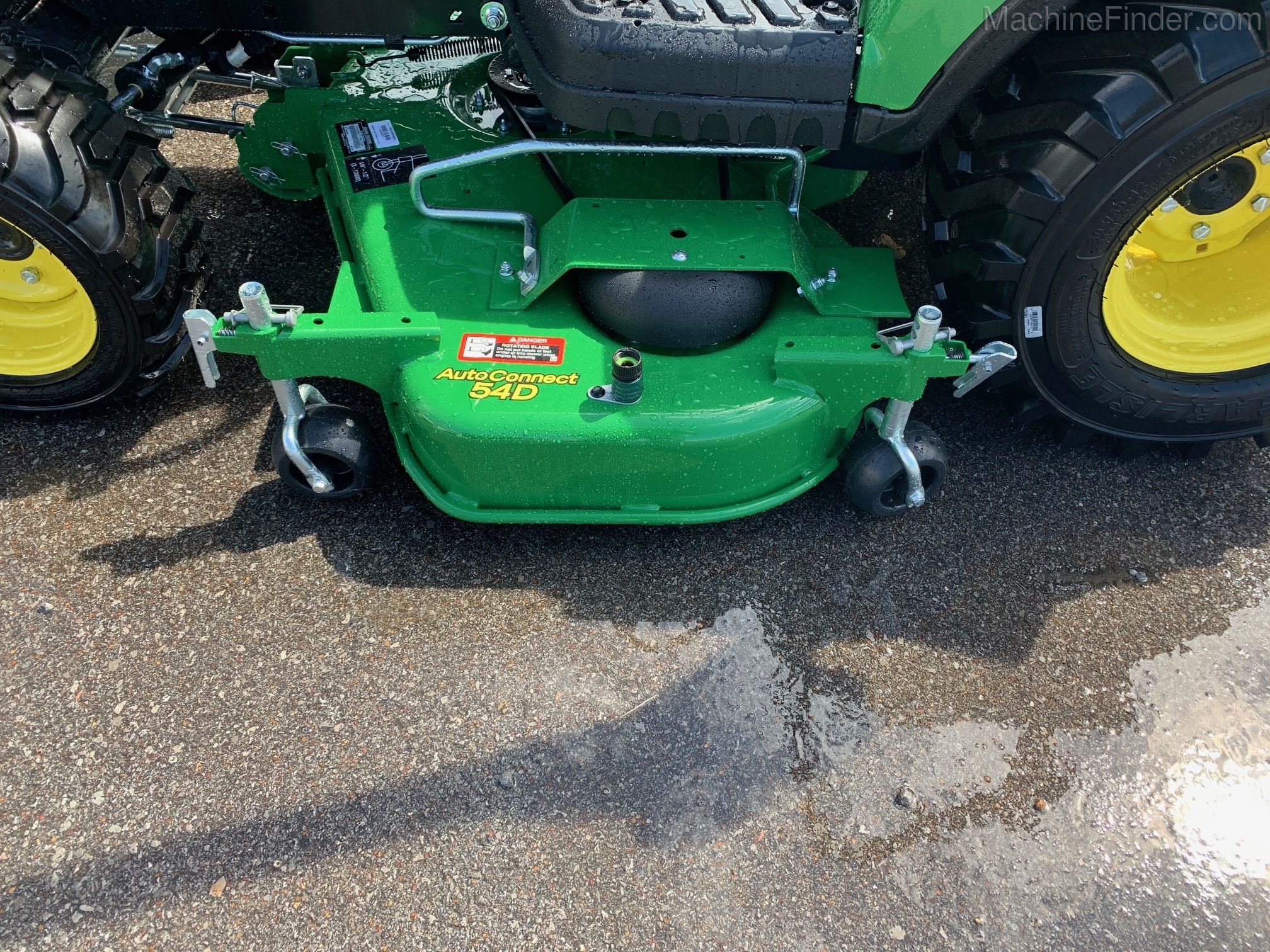 2020 John Deere 1023E Image 7