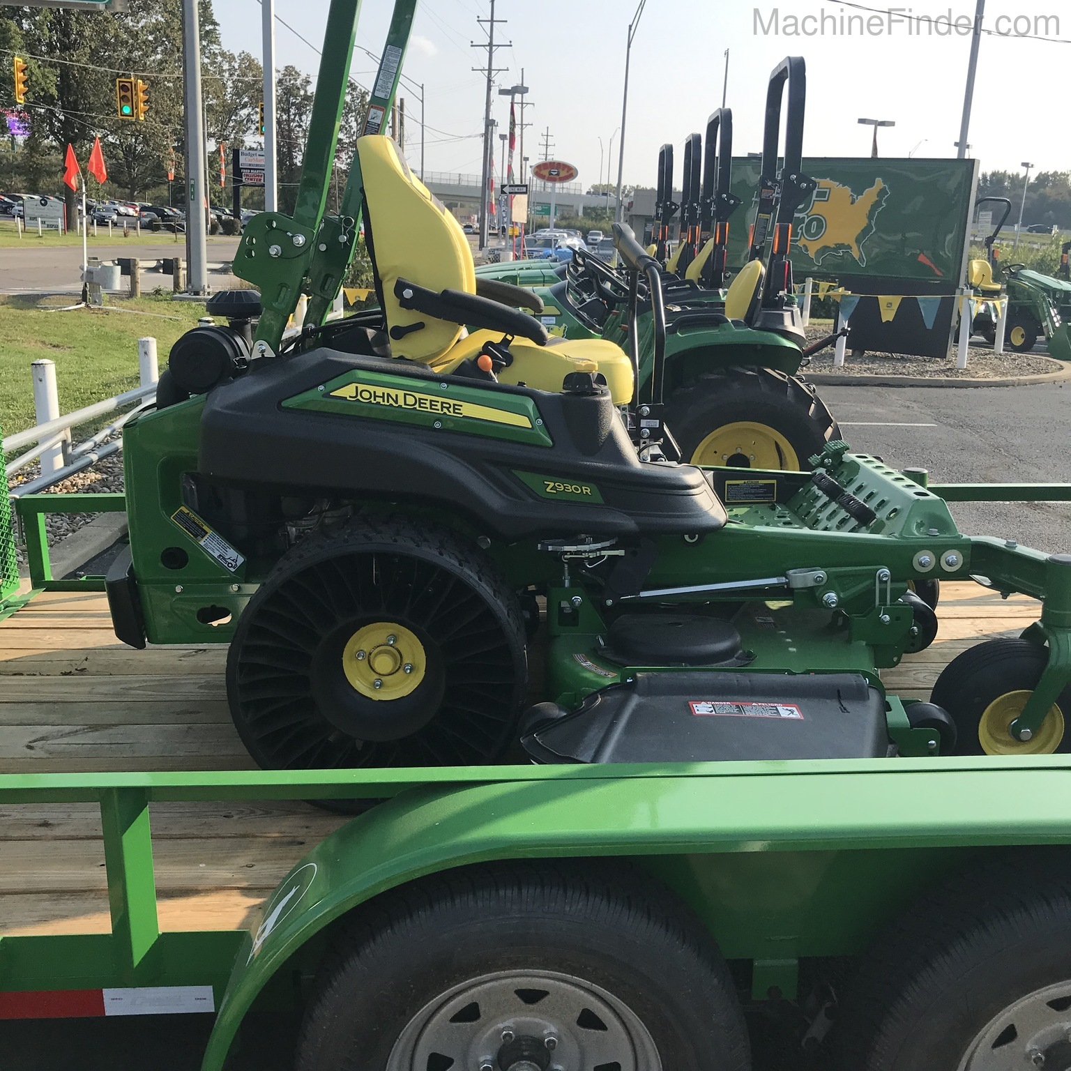 2020 John Deere Z930R Image 2