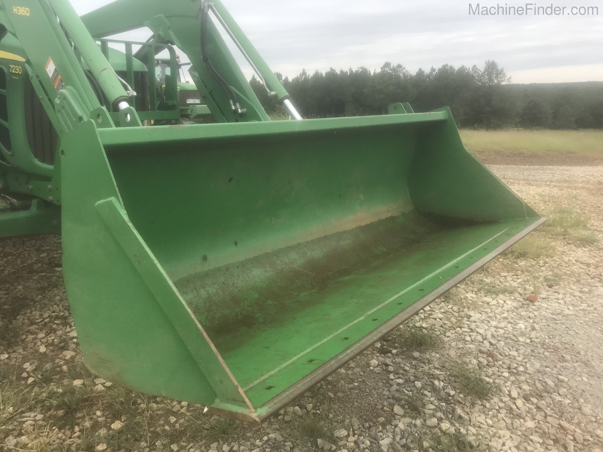 2011 John Deere 7230 Premium Image 7