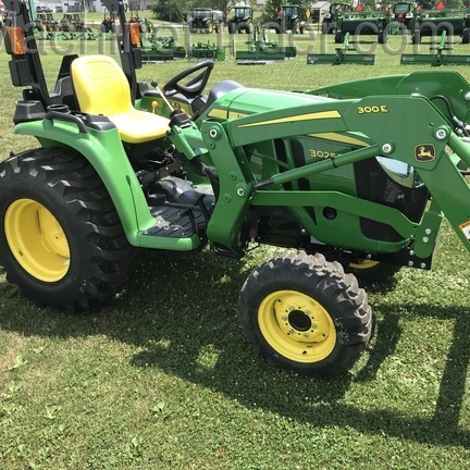 2020 John Deere 3025R Image 2
