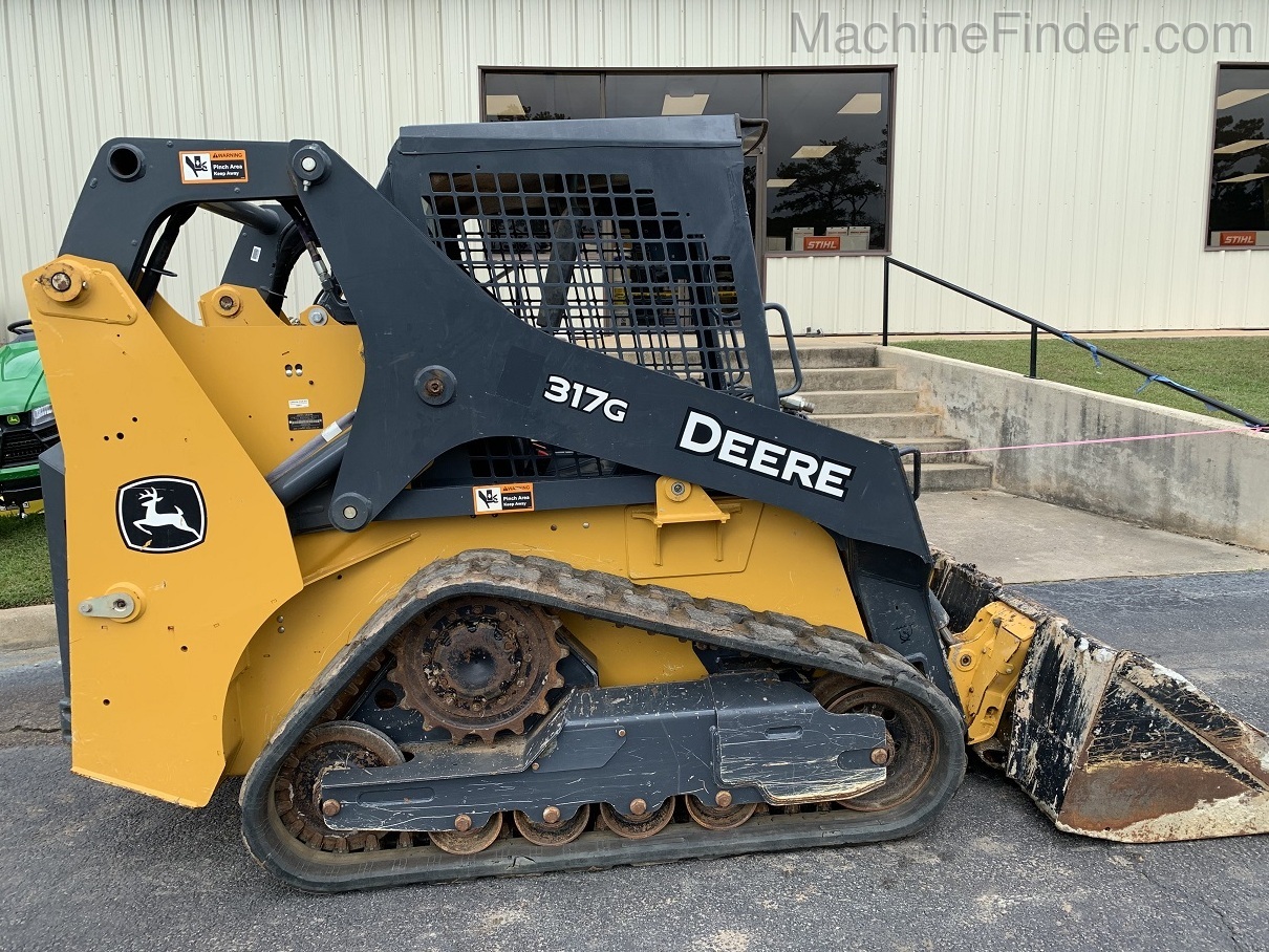 2019 John Deere 317G Image 2