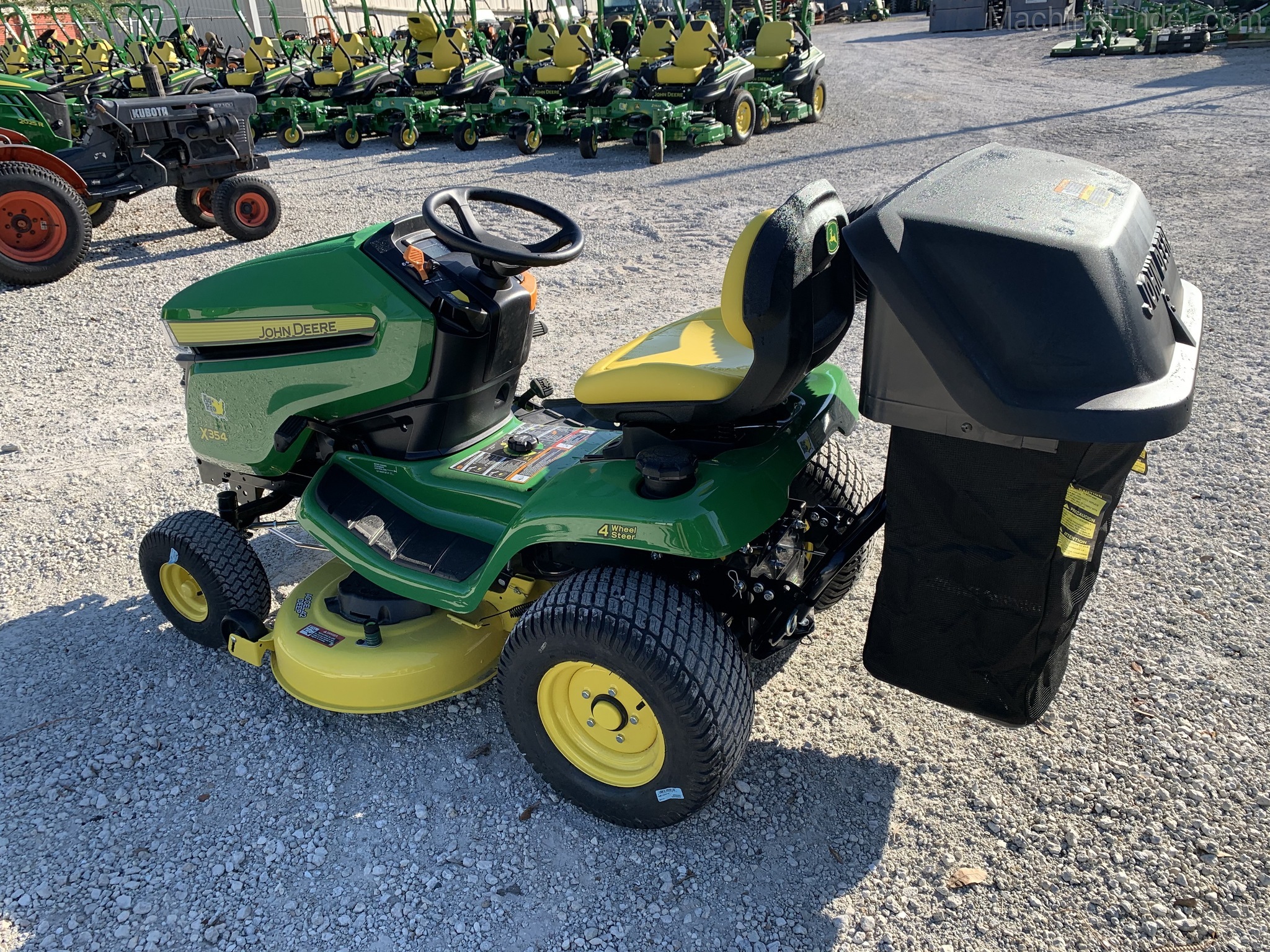 2021 John Deere X354 Image 4