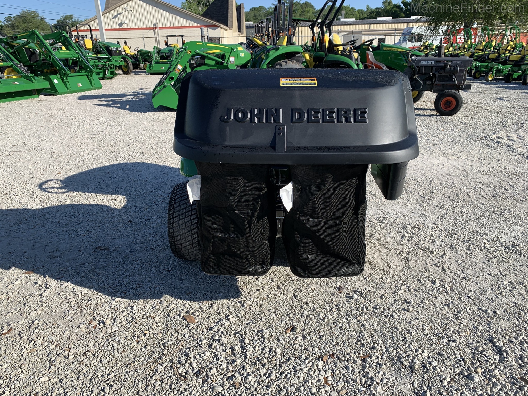 2021 John Deere X354 Image 7