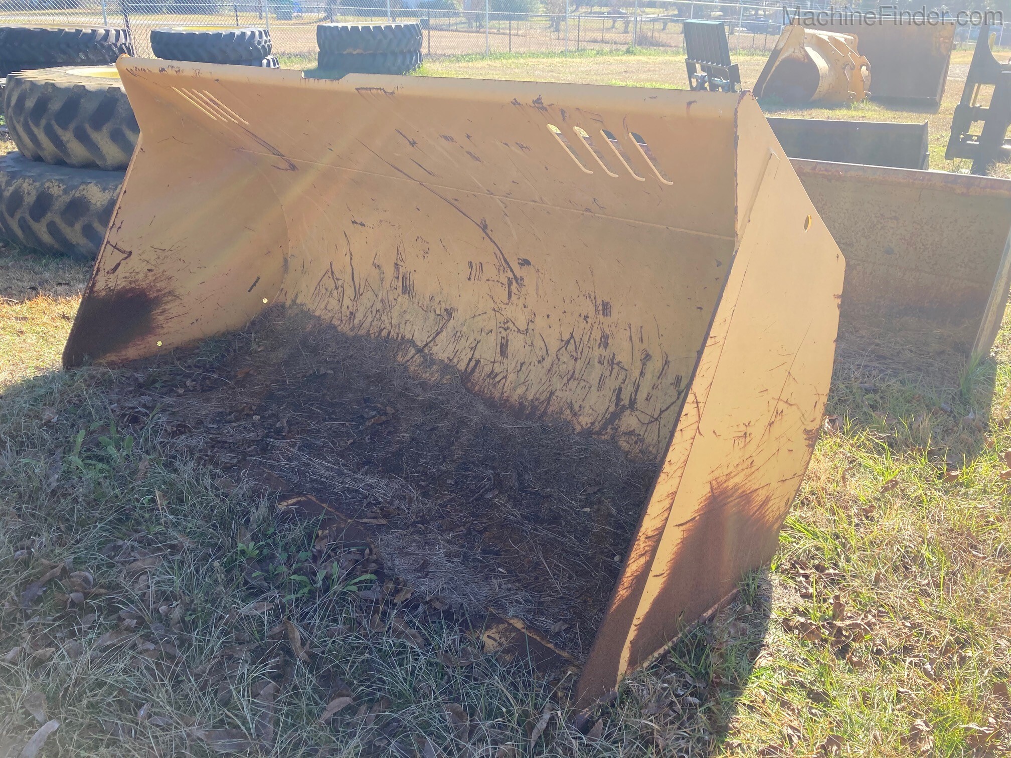 John Deere BYT11584 Image 3