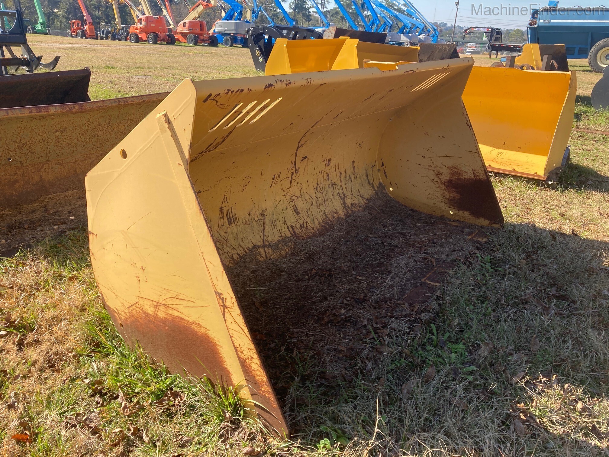 John Deere BYT11584 Image 2