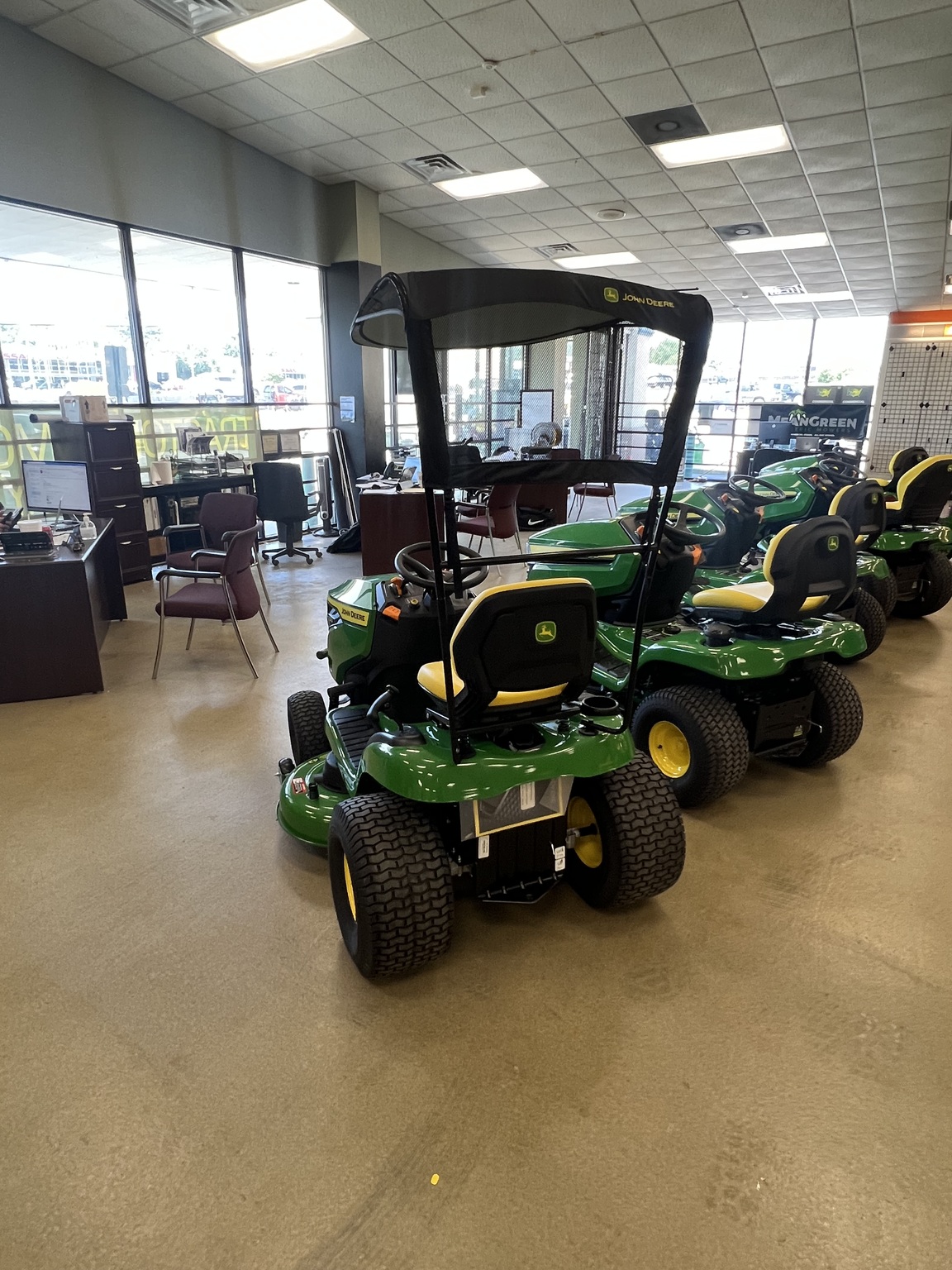 2023 John Deere S220 Image 2