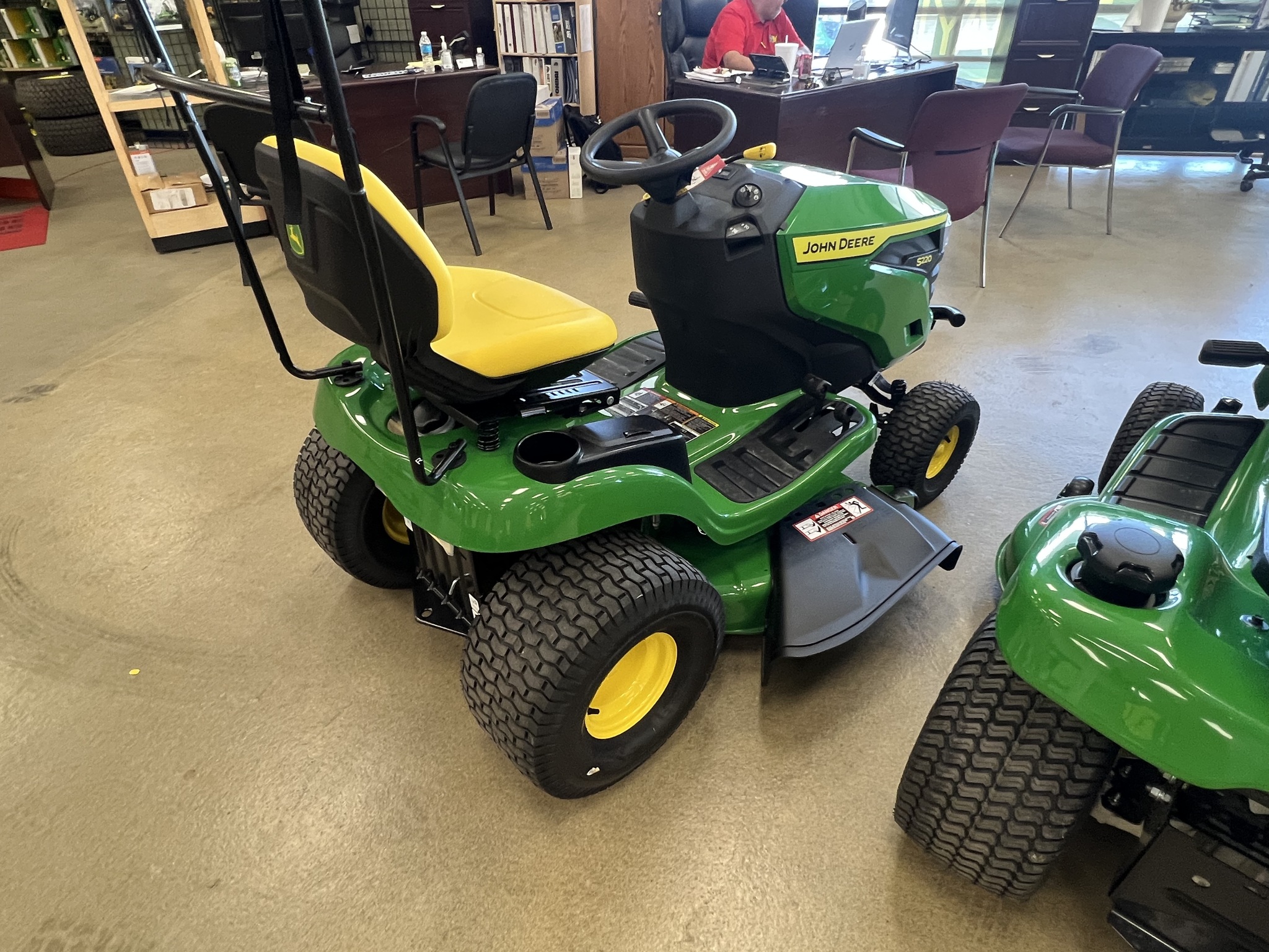 2023 John Deere S220 Image 3