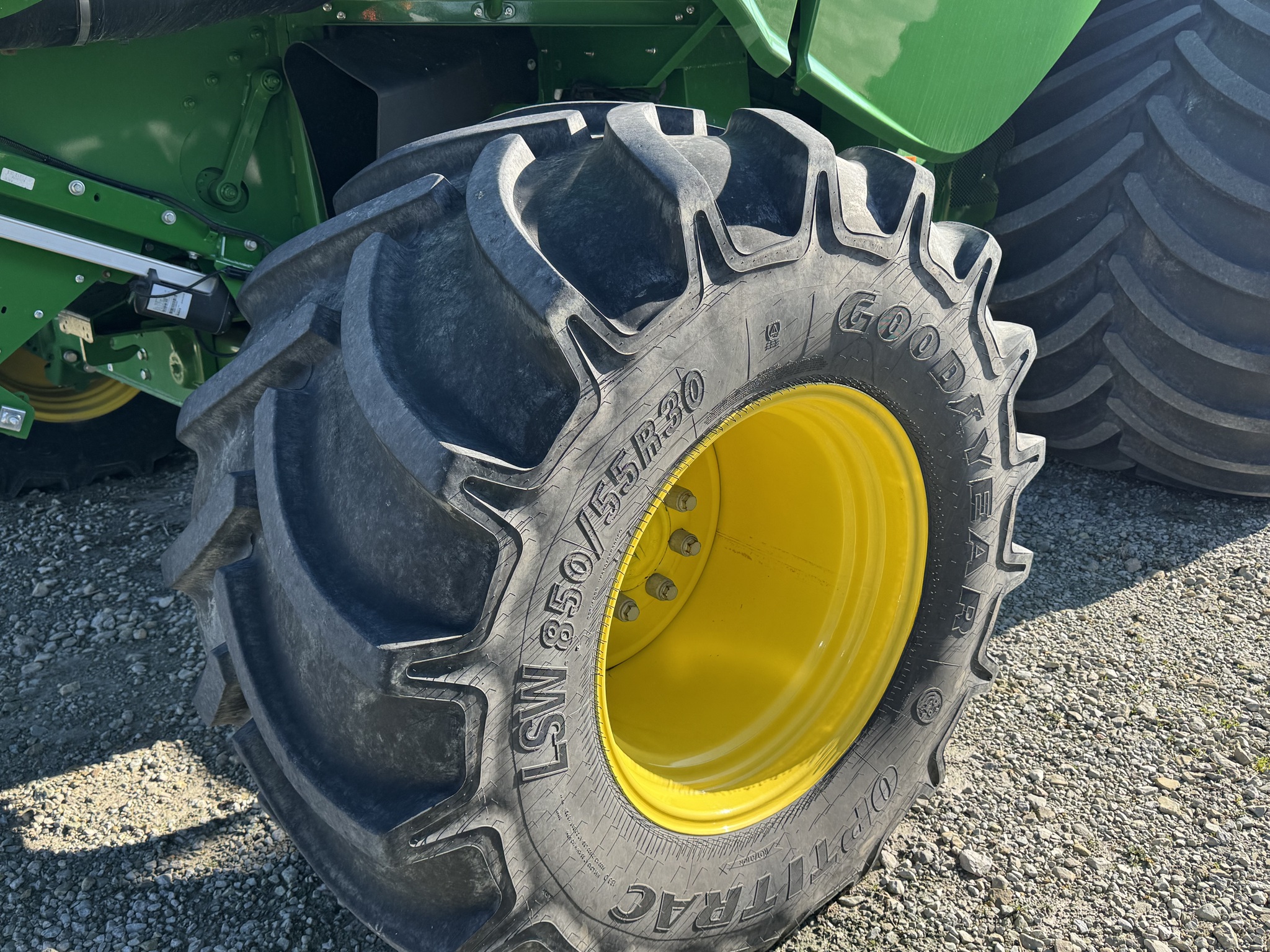 2023 John Deere S780 Image 6