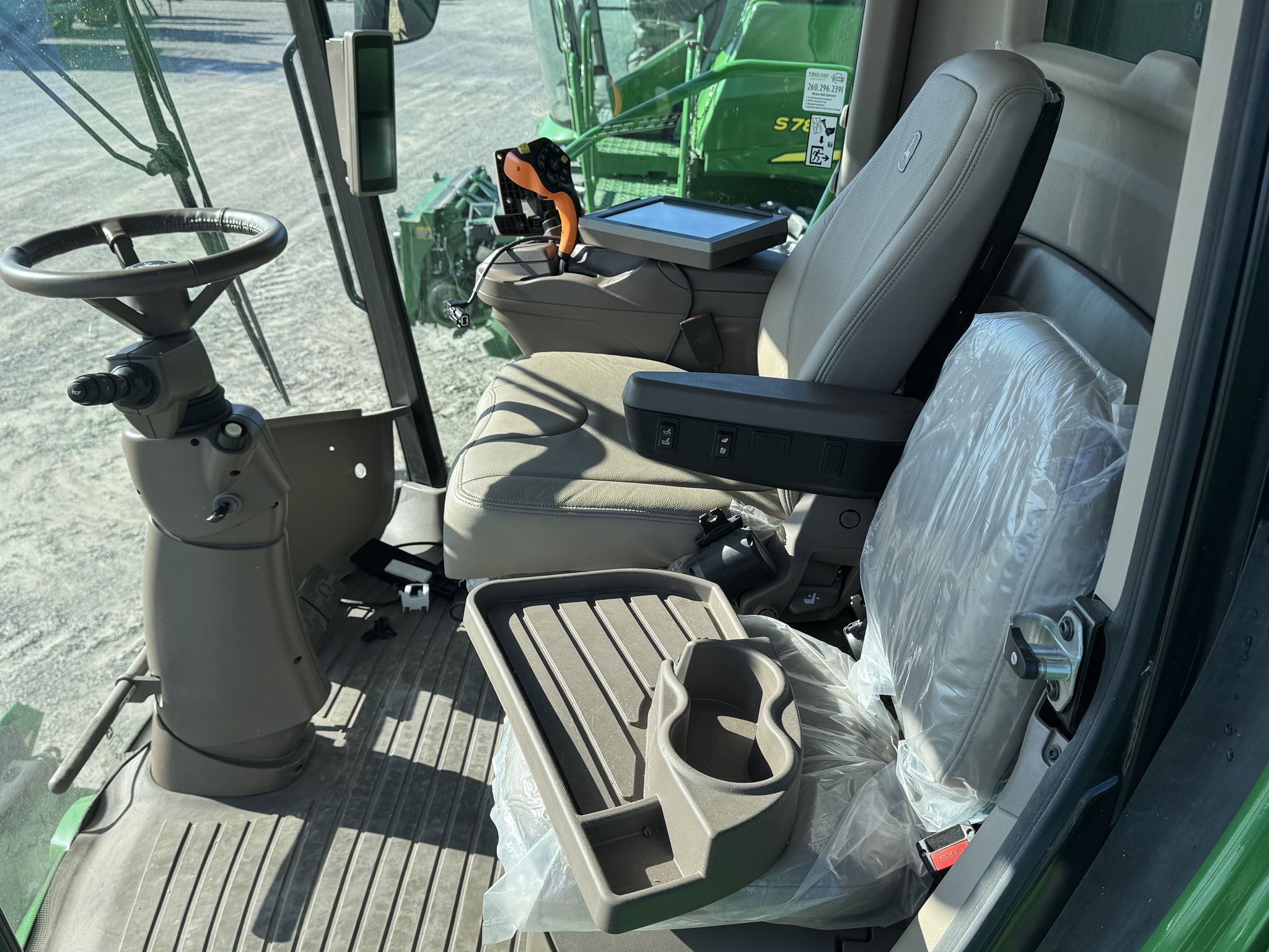 2023 John Deere S780 Image 8