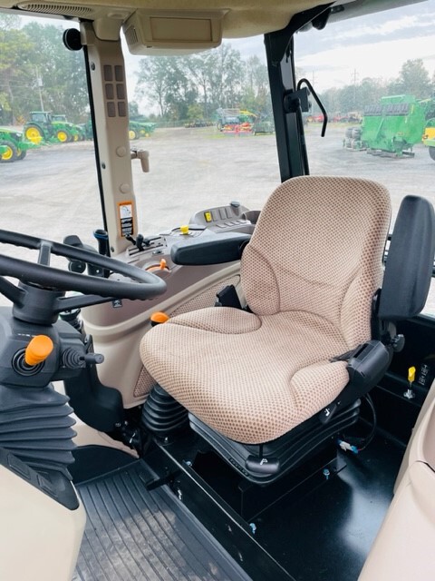 2025 John Deere 5100E Image 7