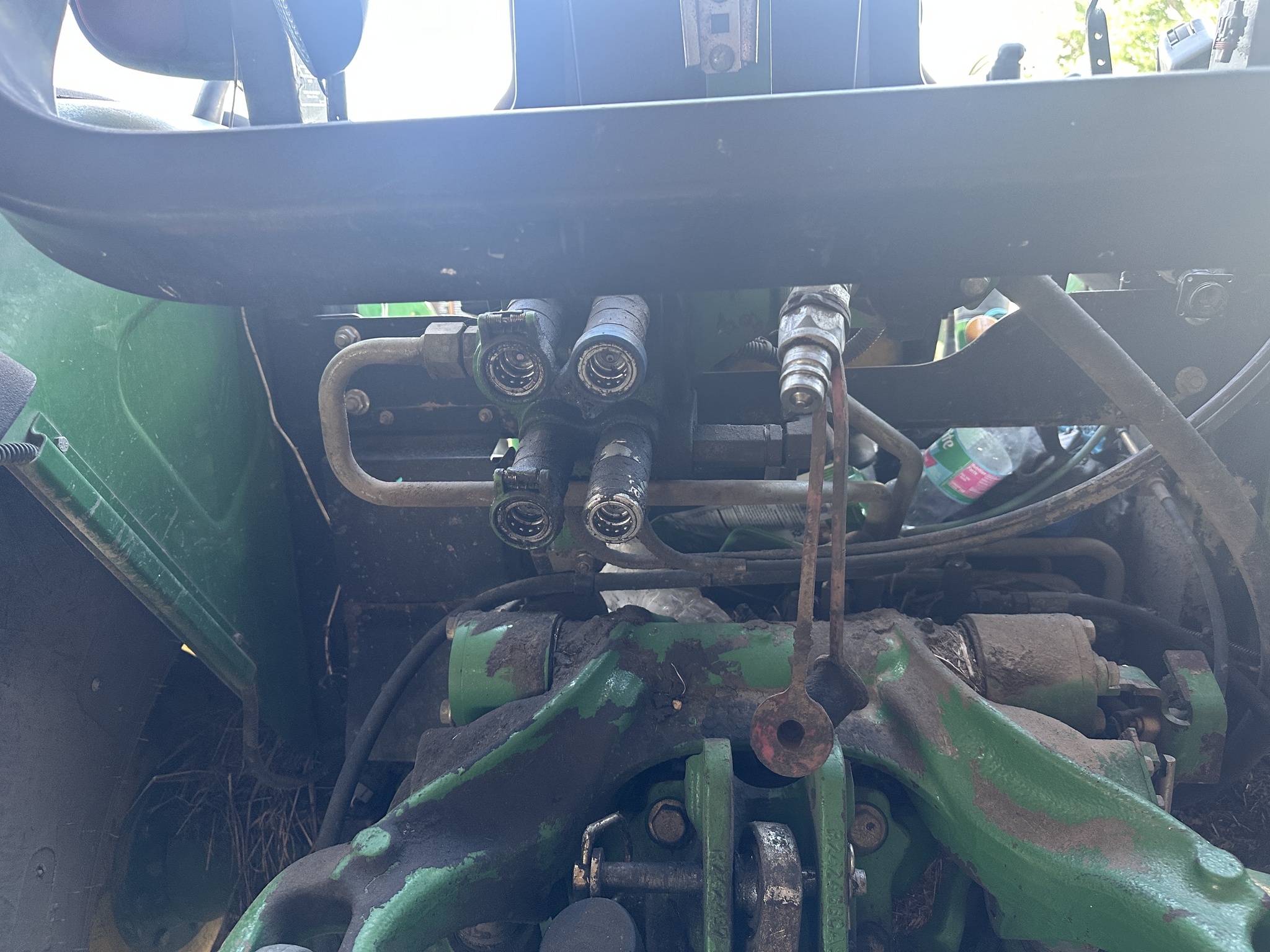 2009 John Deere 5095M Image 3