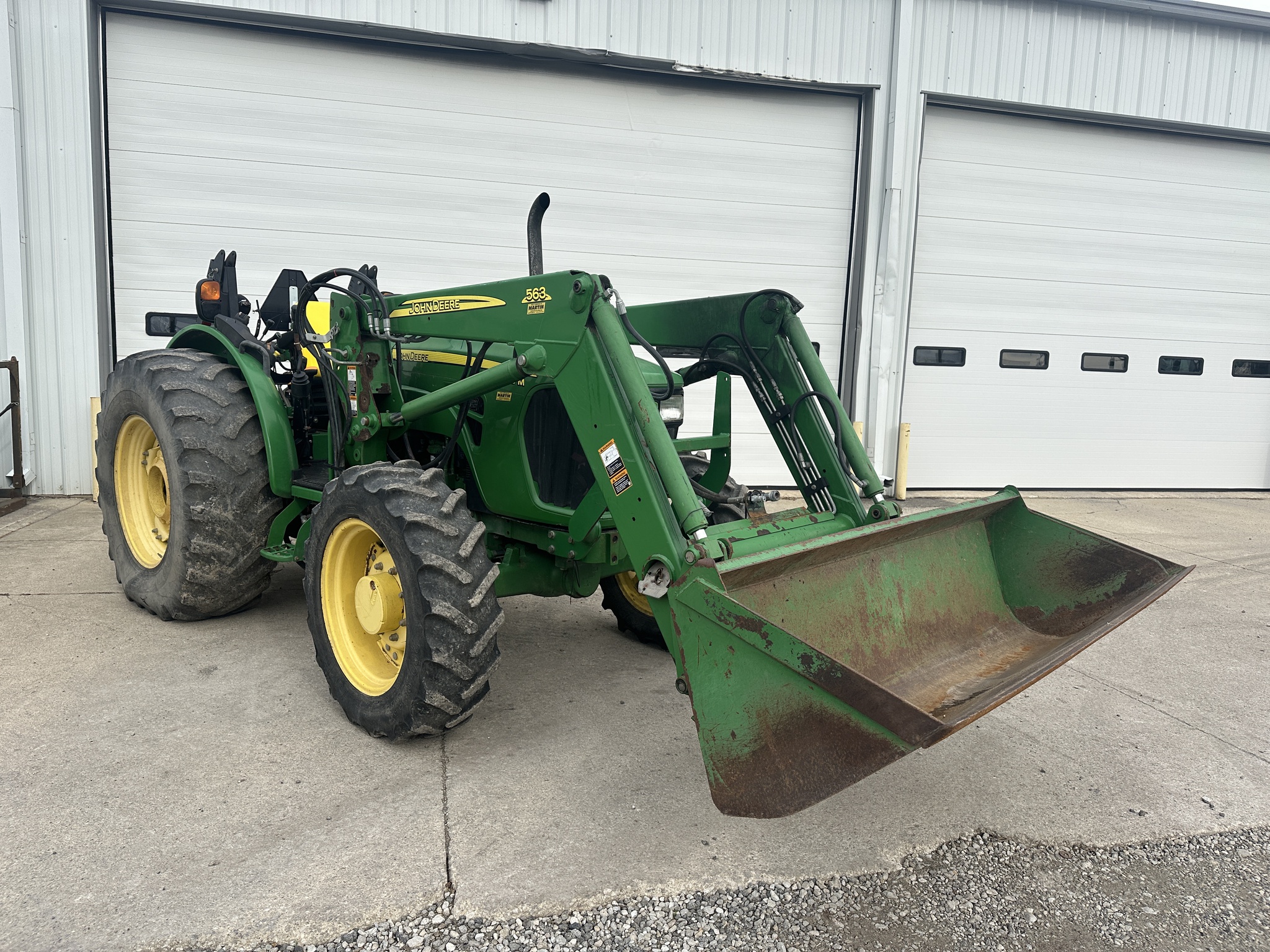 2009 John Deere 5095M Image 1
