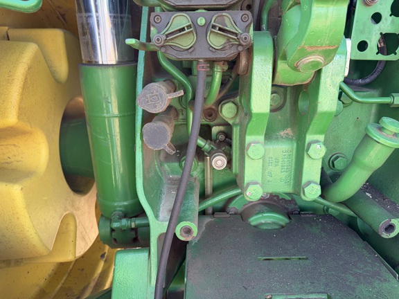 2010 John Deere 8345R - Photo23