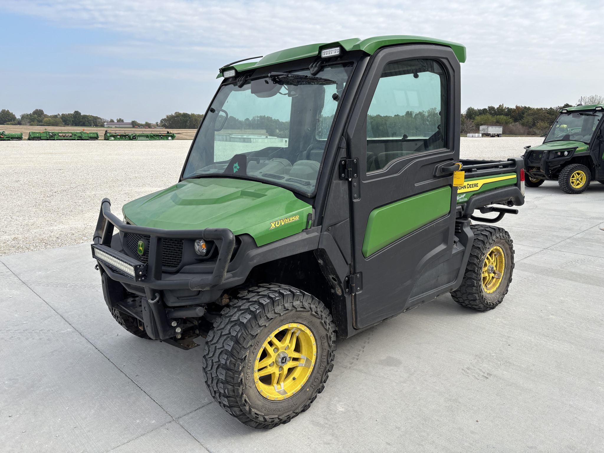  2022 John Deere XUV 835R at Heritage Tractor in Rockport, IL