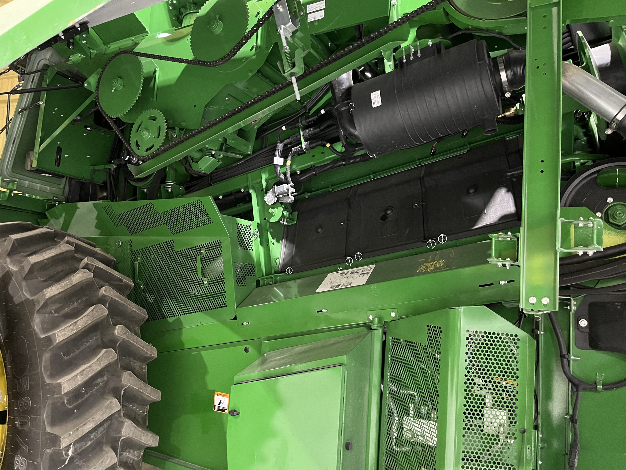  2024 John Deere S770 at Heritage Tractor in Seneca, KS