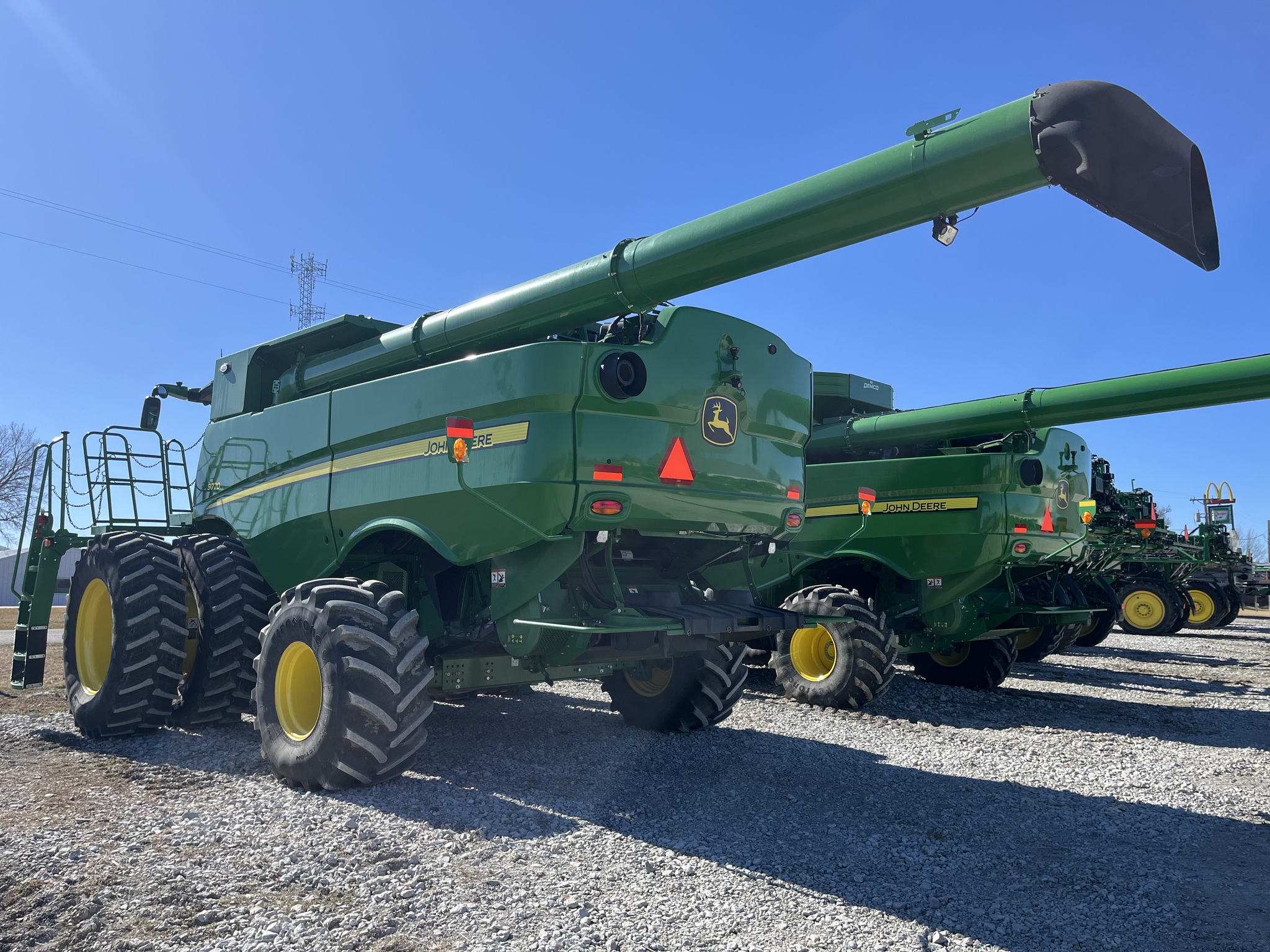  2024 John Deere S770 at Heritage Tractor in Seneca, KS