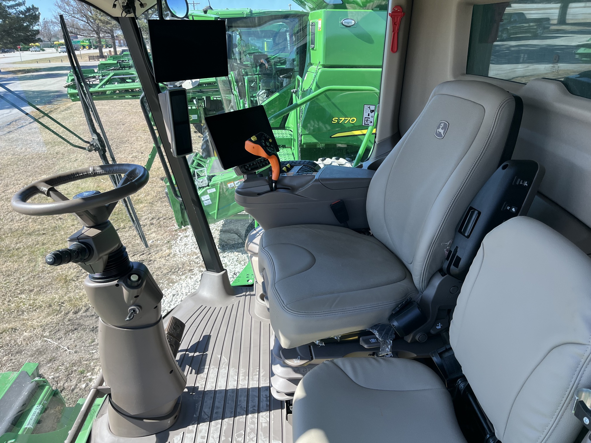  2024 John Deere S770 at Heritage Tractor in Seneca, KS
