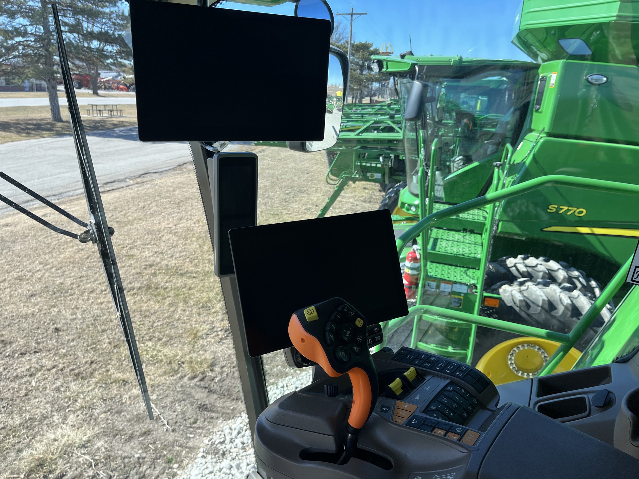  2024 John Deere S770 at Heritage Tractor in Seneca, KS