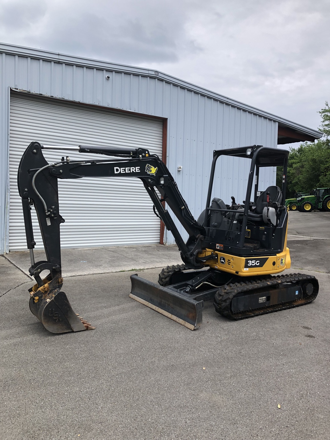 2023 John Deere 35G Image 6