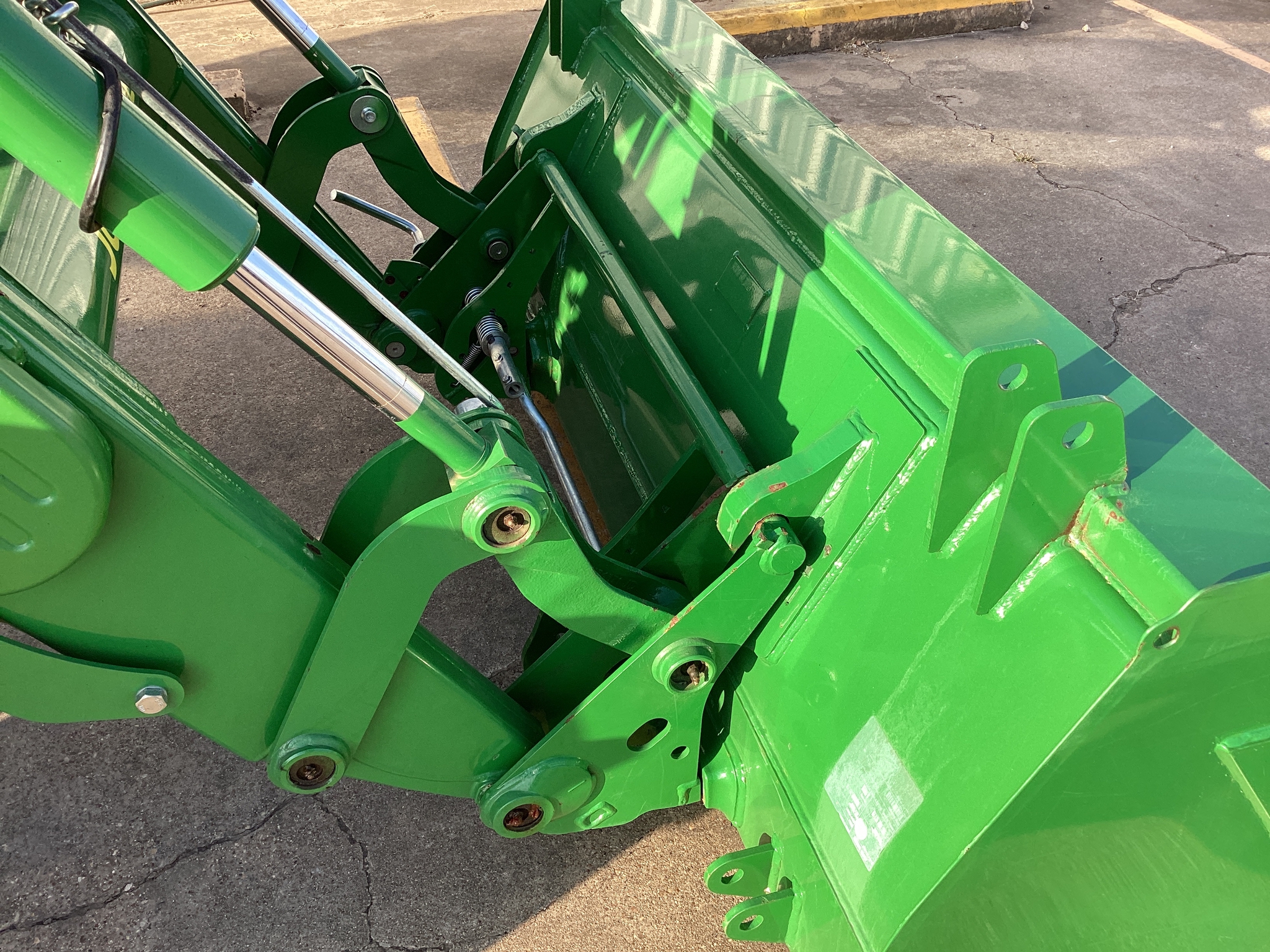 2023 John Deere 6105E Cab Image 27