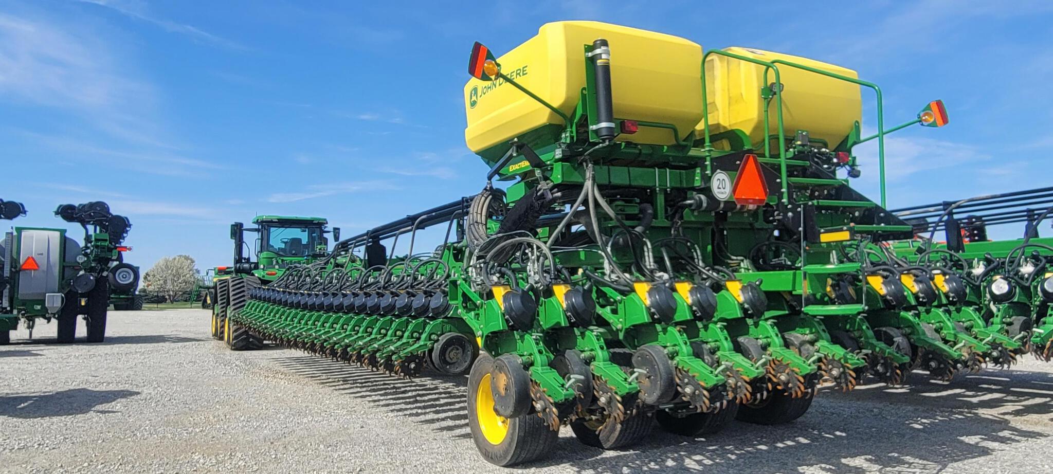 2022 John Deere DB90 Image 3
