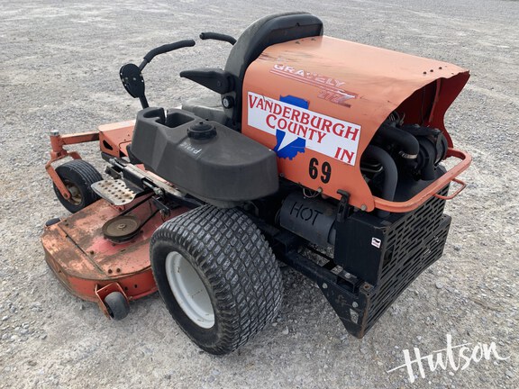 Photo of 2002 Gravely 272Z-31